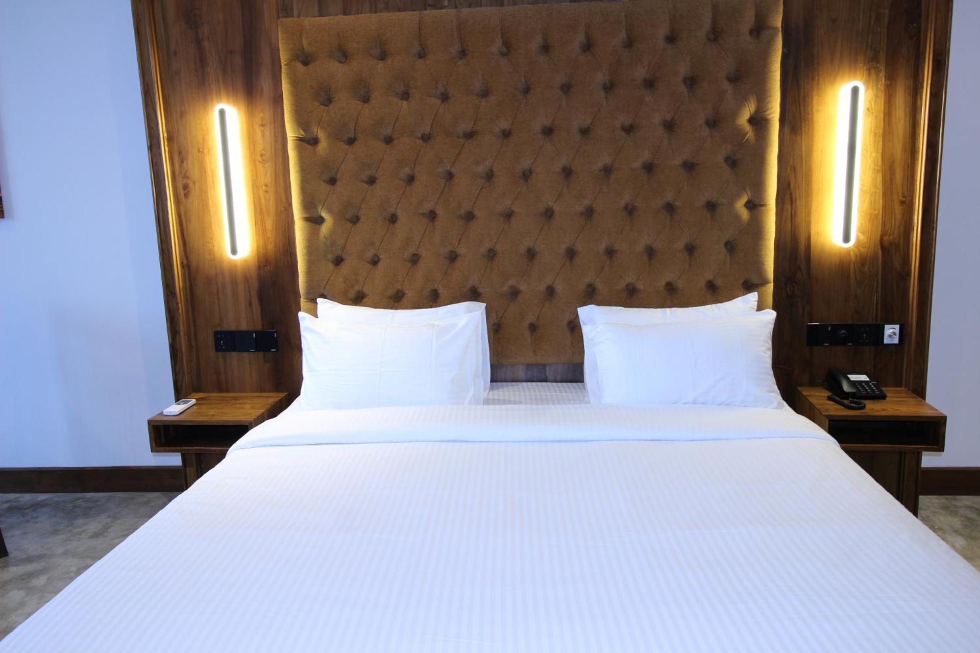 Hotel Refresh Blue Hikkaduwa Exterior foto