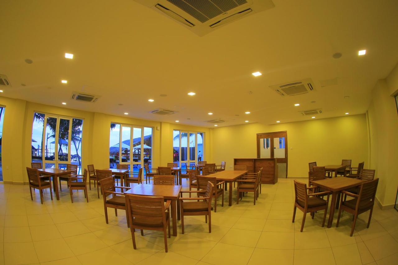 Hotel Refresh Blue Hikkaduwa Exterior foto